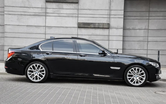 BMW Seria 7 cena 89900 przebieg: 227000, rok produkcji 2013 z Kutno małe 667